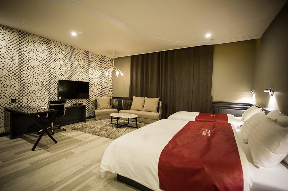 Hotel Floce Bucheon Bagian luar foto