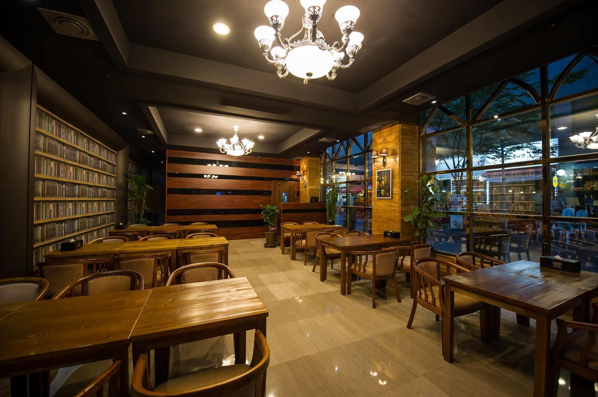 Hotel Floce Bucheon Bagian luar foto
